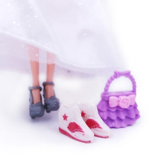 Dress up pop – 31 cm - 6 jurken en accessoires - Afbeelding 3